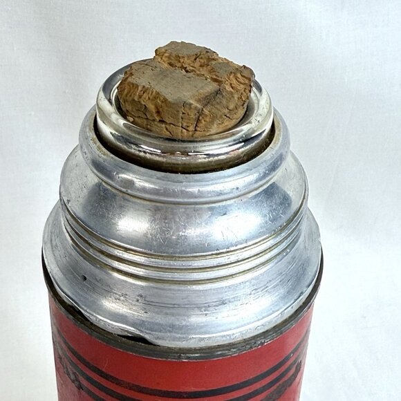 Icy Hot Thermos Vacuum Bottle 8.5" 1950s - Picture 6 of 11
